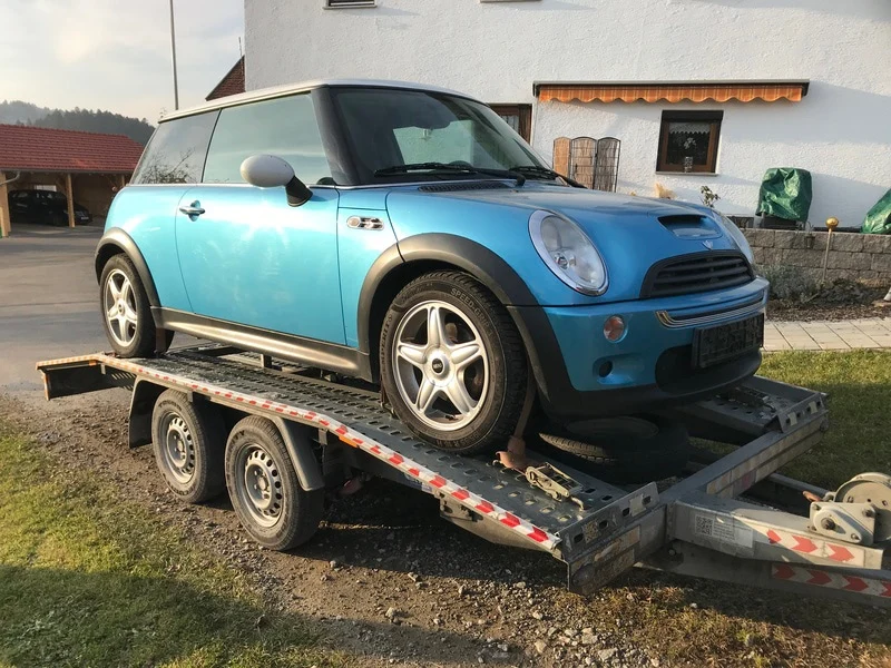 Fahrzeugüberführung